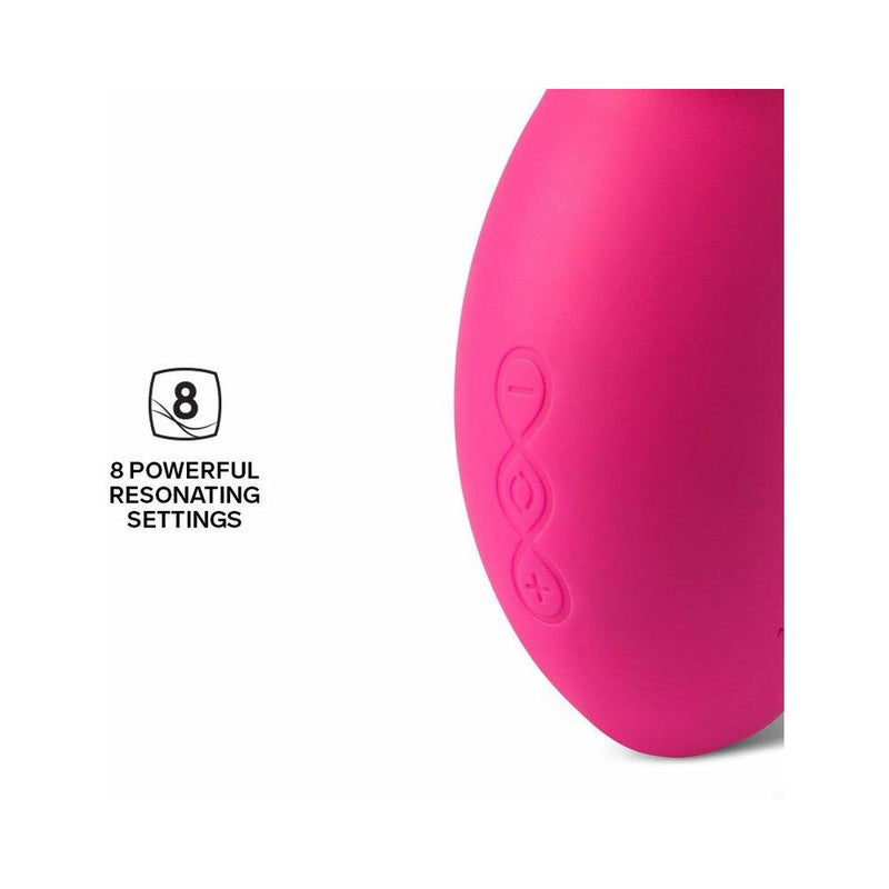 LELO SONA CRUISE Rechargeable Clitoral Stimulator Cerise showing 8 powerful resonating settings.