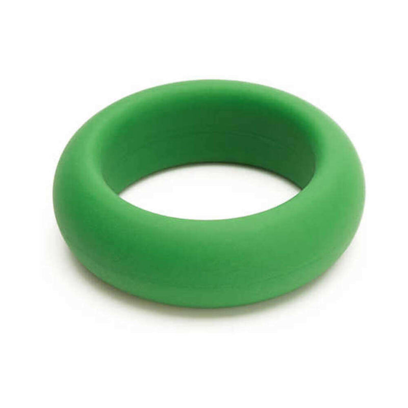 Je Joue Silicone Ring Medium Stretch Green, a luxury silicone cock ring for enhanced stamina and sensation.