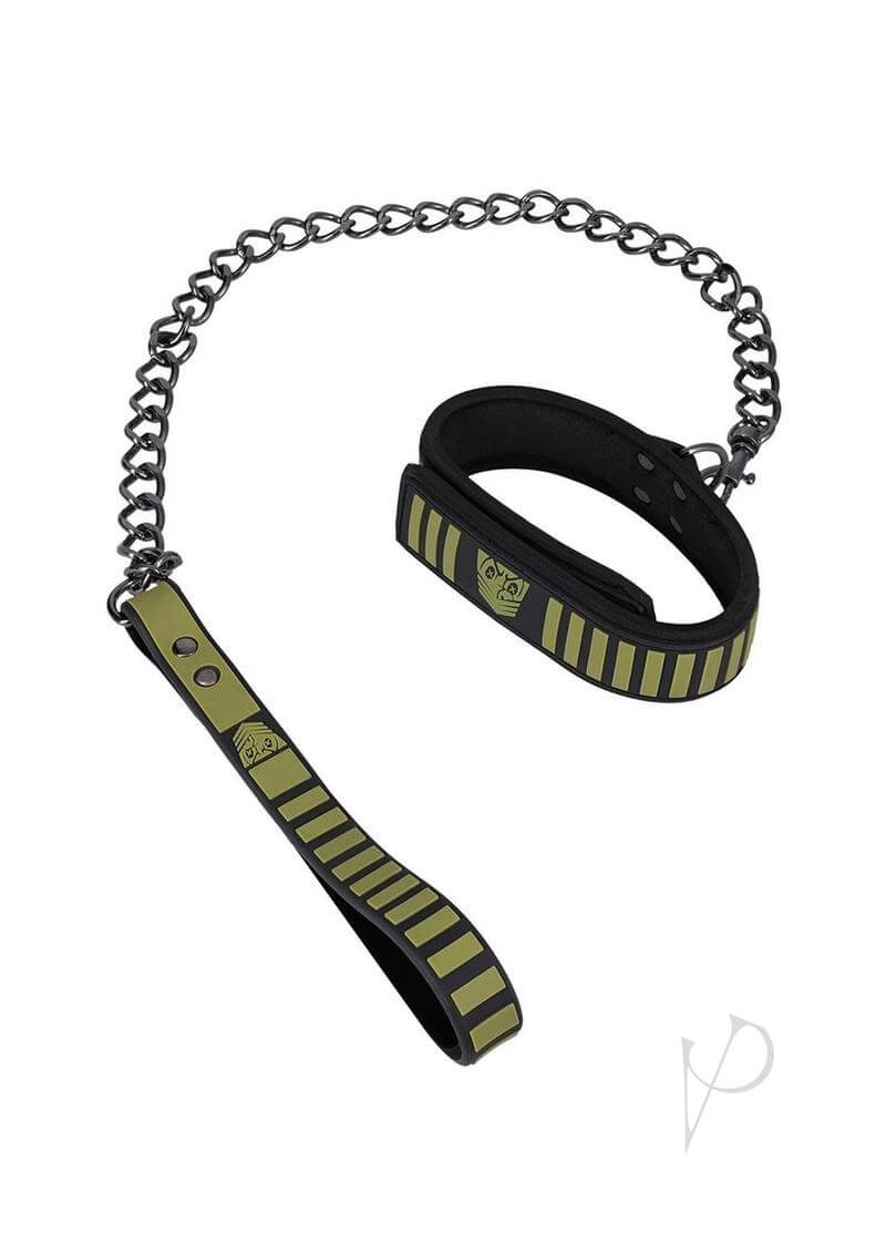 Fort Troff tactical collar and leash set in black and green, featuring soft Neoprene and a durable chain.