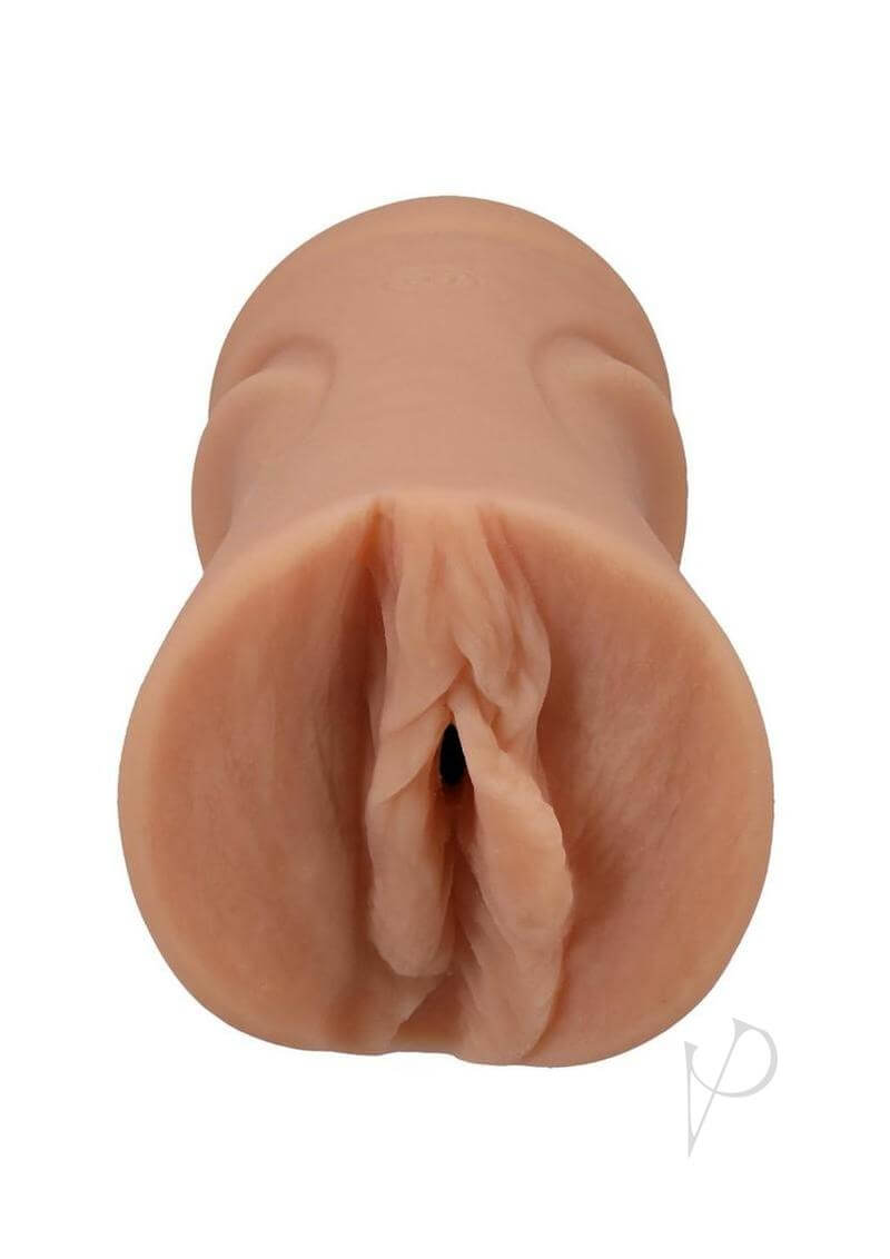 Signature Strokers Suki Sin Pocket Pussy Ultraskyn detailed view of lifelike stroker for realistic pleasure.