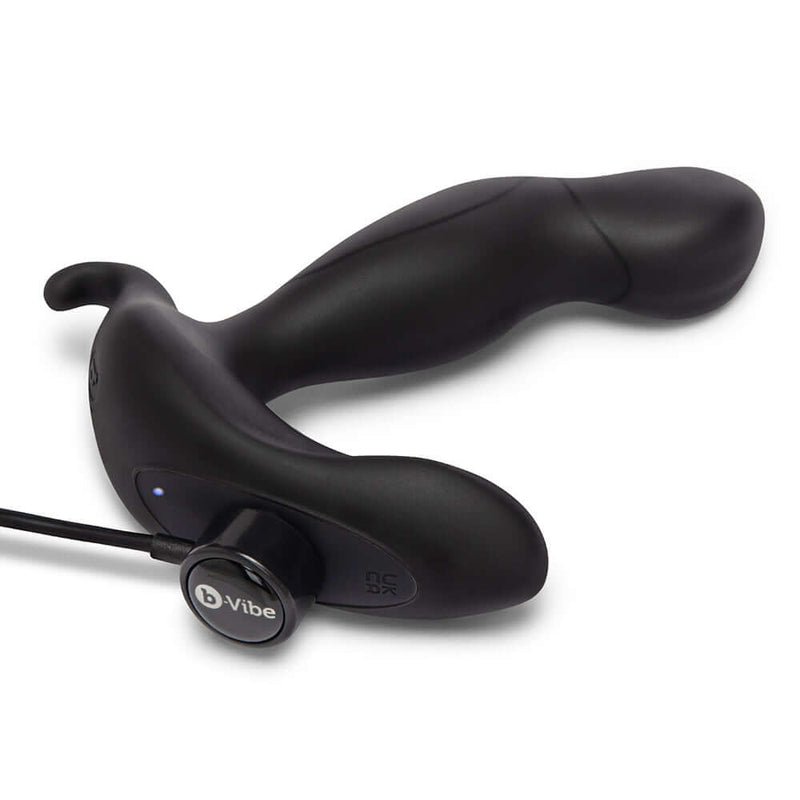 b-Vibe 360 Rotating and Vibrating Remote Control Plug Black featuring sleek silicone design and remote control.
