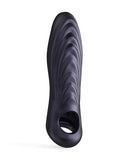 Man Wand RYZER Max Penis Sleeve Black Plum, ergonomic design with ridged texture for enhanced pleasure.