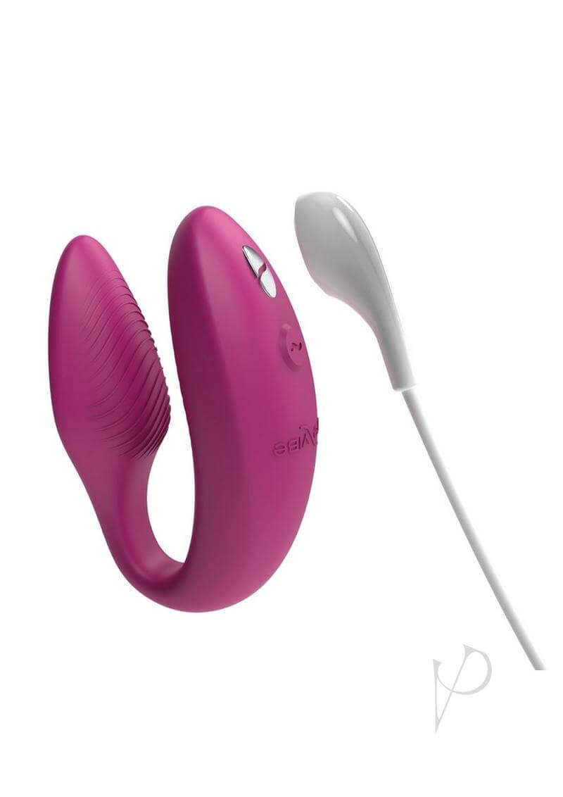 "We Vibe Sync Dusty Pink adjustable couple's vibrator with remote control for shared vibrations and maximum comfort"