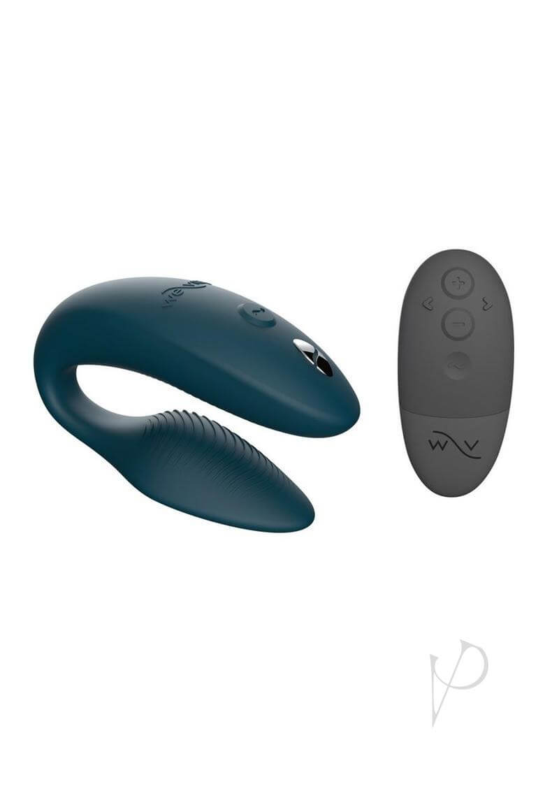 We-Vibe Sync 2 Rechargeable Couples Vibrator in Green Velvet with Remote Control