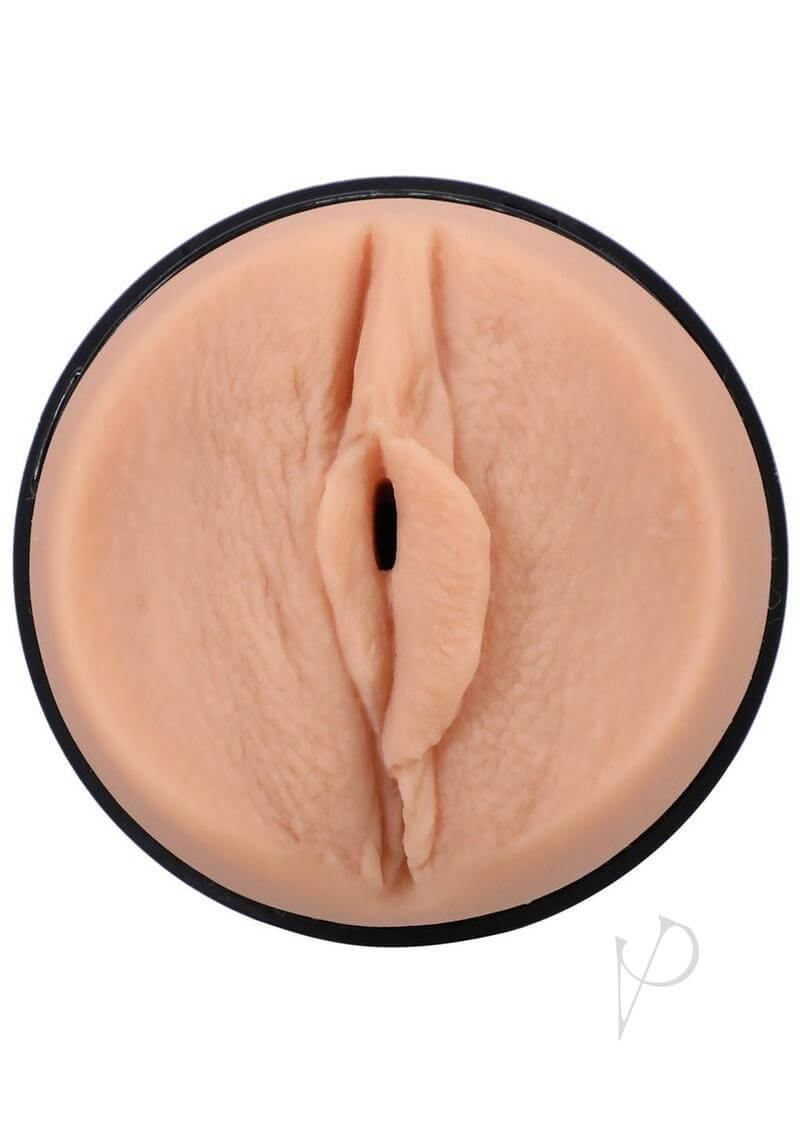 Main Squeeze Livv Fitt ULTRASKYN Pocket Pussy Vanilla Flavor realistic texture