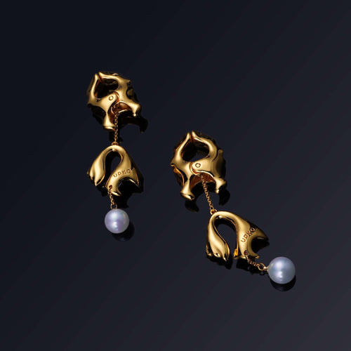 "Moist Eyes" Pearl Nipple Clamps