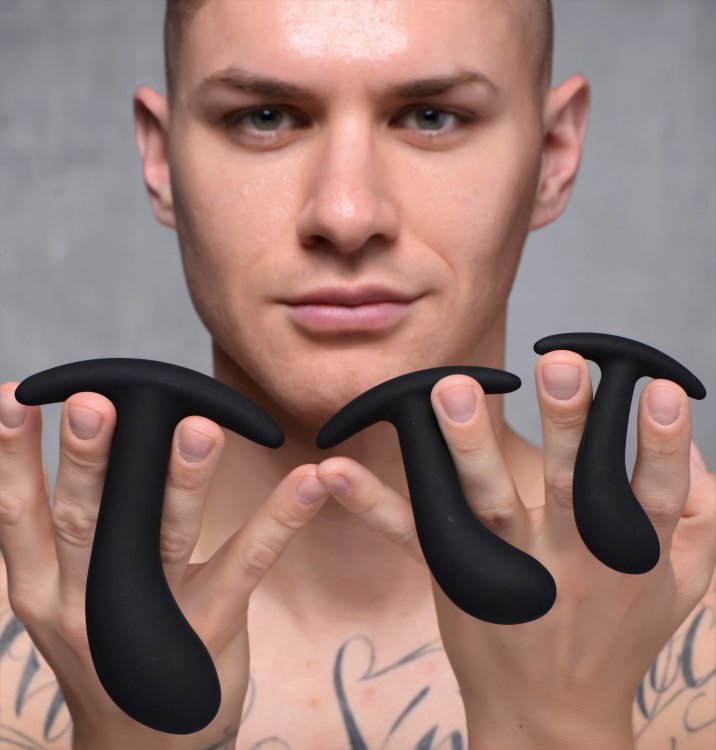 XR Brands Master Series Dark Delights 3 Piece Curved Silicone Anal Trainer Set at $19.99